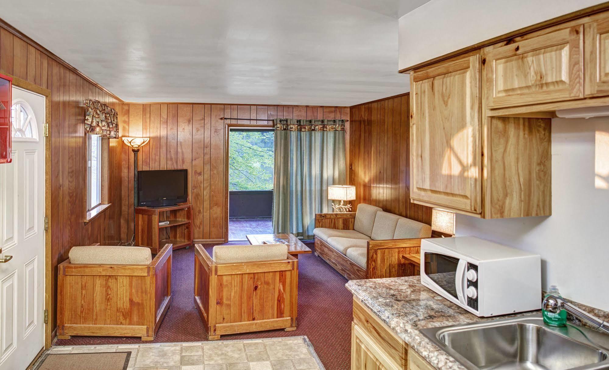 Salt Fork State Park Lodge And Conference Center เคมบริดจ์ ภายนอก รูปภาพ