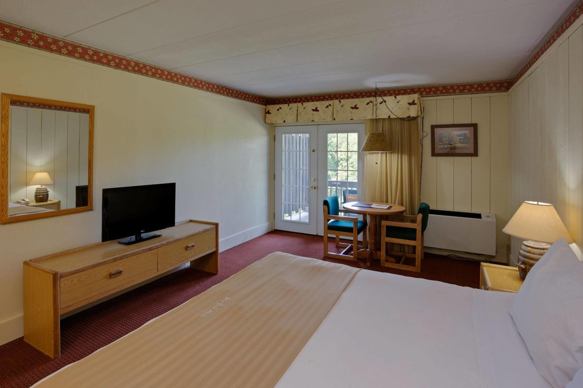 Salt Fork State Park Lodge And Conference Center เคมบริดจ์ ภายนอก รูปภาพ