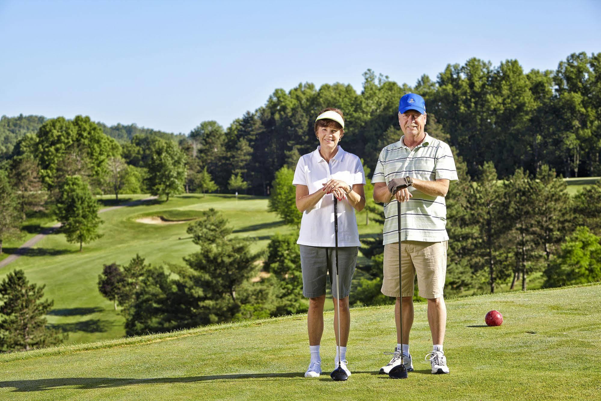 Salt Fork State Park Lodge And Conference Center เคมบริดจ์ ภายนอก รูปภาพ